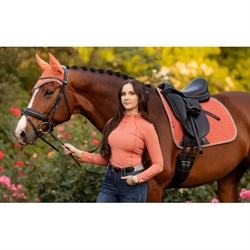 LeMieux Suede Dressurunderlag / Apricot - Hest og rytter