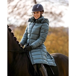 Covalliero Lang Quiltet Ridefrakke / Jade Green - Rytter på hest