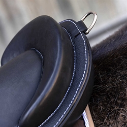 Guy Cantin Evolution - Bomløs Springsadel /Sort - Close up bagsvizzel