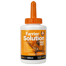 NAF Farrier Solution Hovolie - 500 ml. bøtte med pensel