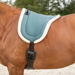 QHP Bareback pad - Ridepad - Petrol - Vist på hesteryg