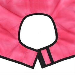 QHP Hobby Horse ridedækken til Kæphest / Pink med sort kantbånd og velcrolukning