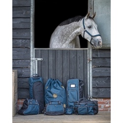 QHP taske serie i kollektionsfarven Mystic Blue