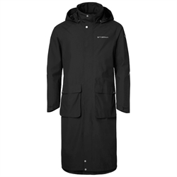 Stierna SKY Rain Coat /Sort – Vandtæt ridefrakke til mænd med hætte, 20.000 mm vandsøjletryk, refleksdetaljer og sadelbeskyttels