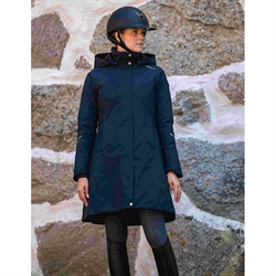Stierna STELLA Vinterfrakke SHORT Coat /Navy - Modelfoto forfra