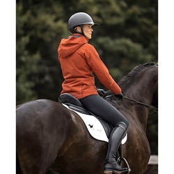 Stierna STELLA Vinterjakke /Copper - Modelfoto ag rytter til hest - Set bagfra
